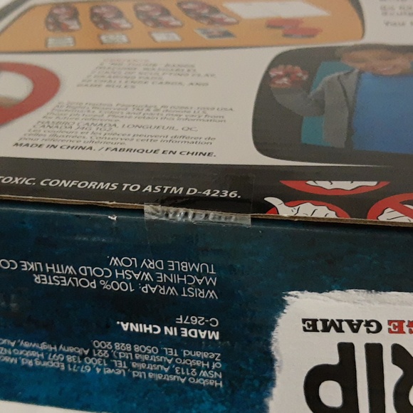 Hasbro Get a Grip Game Challenge Game Night NIB SEALED - Picture 10 of 15